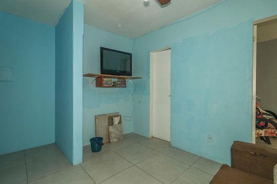 Sala de apartamento para alugar com 2 quartos, 49m² em Rubem Berta, Porto Alegre