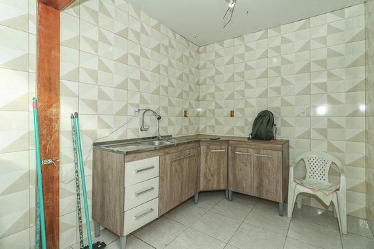 Cozinha de apartamento para alugar com 2 quartos, 49m² em Rubem Berta, Porto Alegre