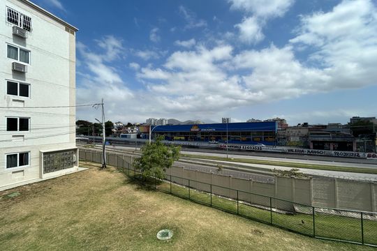 Vista da Sala de apartamento para alugar com 2 quartos, 42m² em Madureira, Rio de Janeiro