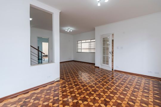 Sala de casa à venda com 4 quartos, 150m² em Santo Amaro, São Paulo