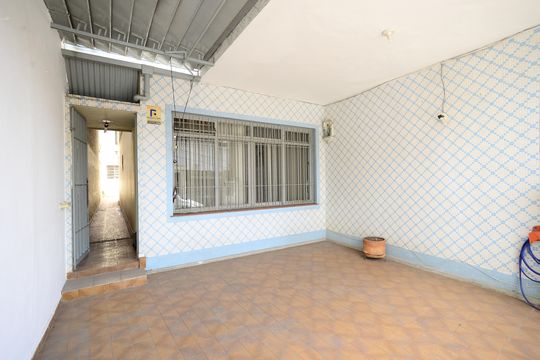 Garagem de casa à venda com 2 quartos, 126m² em Vila Moinho Velho, São Paulo