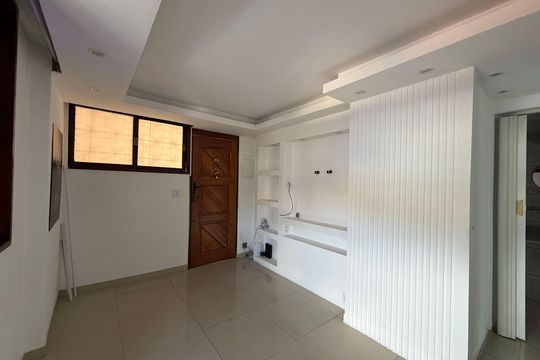 Sala de apartamento à venda com 1 quarto, 40m² em Jacarepaguá, Rio de Janeiro