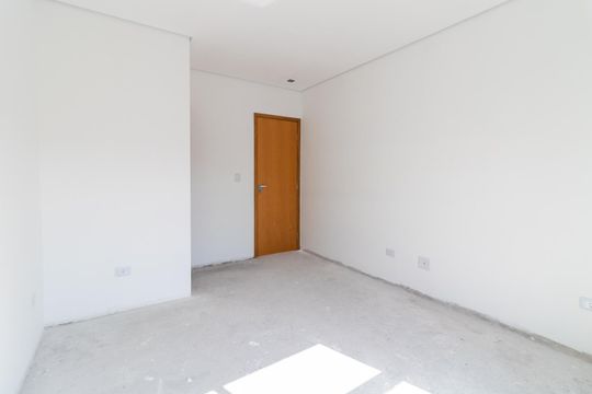Suíte 01 de casa à venda com 3 quartos, 200m² em Vila Lais, São Paulo