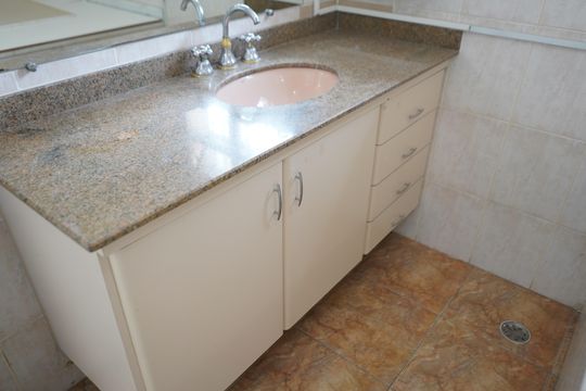 Banheiro do Quarto 2 de casa à venda com 1 quarto, 252m² em Jardim Analia Franco, São Paulo