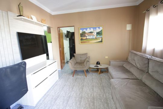 Sala de casa à venda com 3 quartos, 266m² em Piratininga, Osasco
