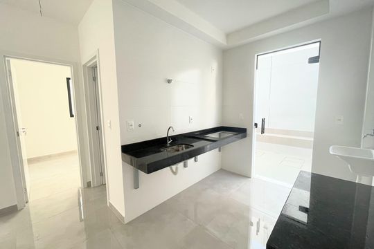 Cozinha de apartamento à venda com 2 quartos, 110m² em Jardim Atlântico, Belo Horizonte