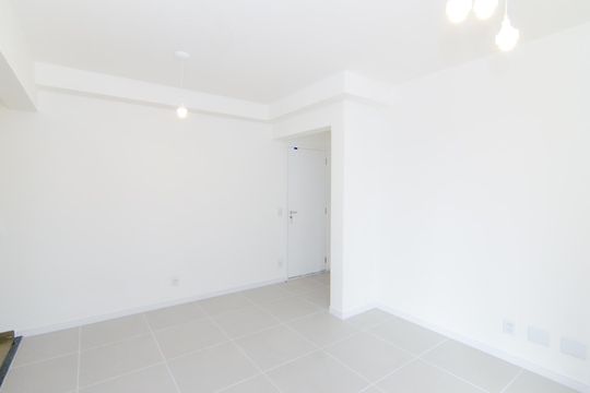 Sala de apartamento à venda com 1 quarto, 43m² em Vila Rosalia, Guarulhos