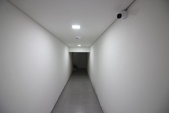 Corredor de apartamento para alugar com 1 quarto, 40m² em Ferrazópolis, São Bernardo do Campo