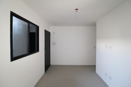 Sala / Cozinha de apartamento à venda com 1 quarto, 33m² em Parada Inglesa, São Paulo