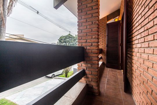 Varanda de casa de condomínio para alugar com 3 quartos, 300m² em Alphaville, Santana de Parnaíba