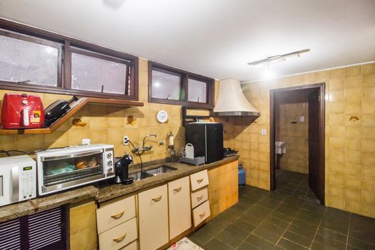 Cozinha de casa de condomínio para alugar com 3 quartos, 300m² em Alphaville, Santana de Parnaíba