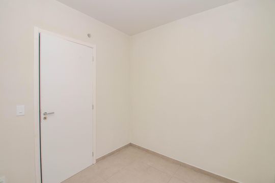 Quarto 1 de apartamento para alugar com 2 quartos, 50m² em Parque Santa Fé, Porto Alegre