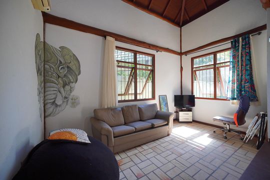 Sala  de casa para alugar com 1 quarto, 54m² em Rio Tavares, Florianópolis