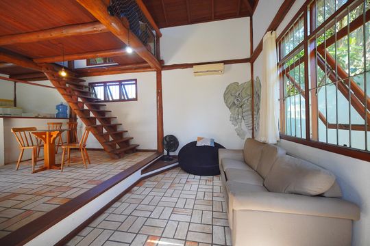 Sala  de casa para alugar com 1 quarto, 54m² em Rio Tavares, Florianópolis