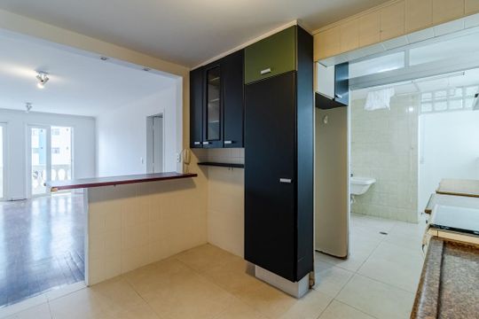 Cozinha de apartamento à venda com 3 quartos, 97m² em Sumarezinho, São Paulo