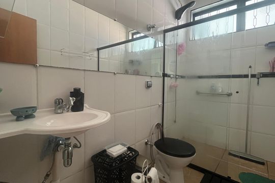 Banheiro da Suíte 2 de casa para alugar com 6 quartos, 799m² em Parque Alto Taquaral, Campinas