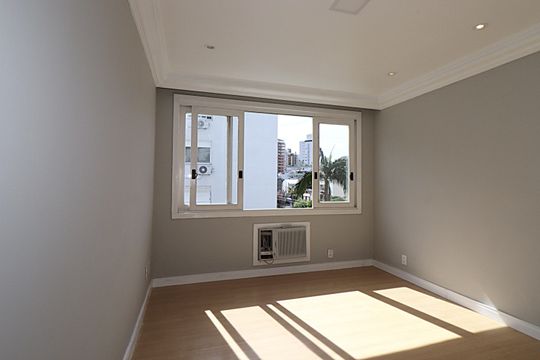 Apartamento à venda com 2 quartos, 69m² em Petrópolis, Porto Alegre