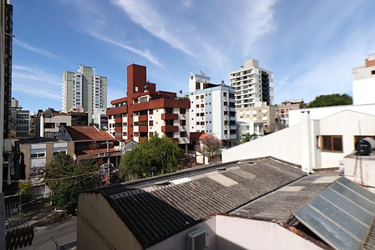 Vista da Janela do Quarto 2 de apartamento à venda com 2 quartos, 69m² em Petrópolis, Porto Alegre
