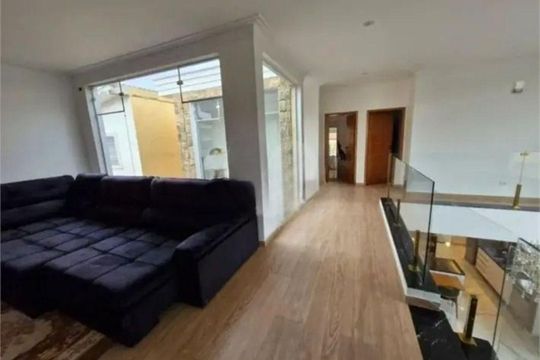 Quarto de casa à venda com 4 quartos, 700m² em Alto da Lapa, São Paulo