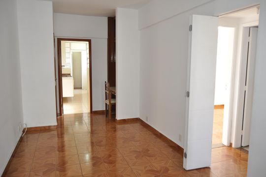 Sala de apartamento à venda com 2 quartos, 65m² em Todos Os Santos, Rio de Janeiro