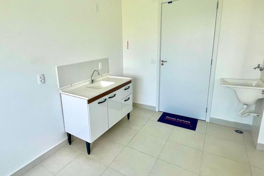 Cozinha de apartamento para alugar com 2 quartos, 33m² em Parque Novo Mundo, São Paulo