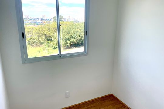 Quarto 1 de apartamento para alugar com 2 quartos, 33m² em Parque Novo Mundo, São Paulo