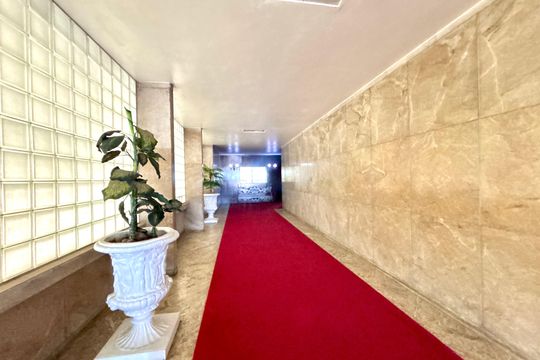 Hall de Entrada de apartamento à venda com 3 quartos, 164m² em Copacabana, Rio de Janeiro