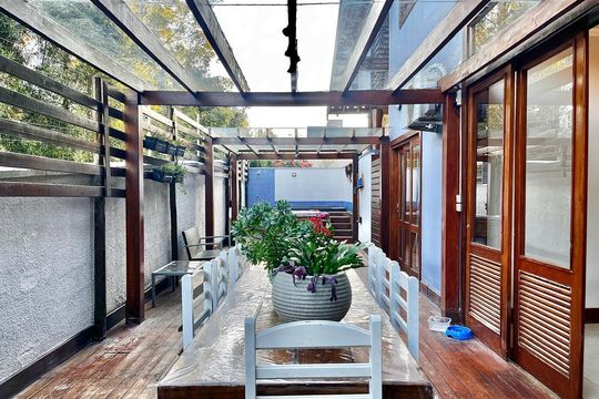 Área externa de casa à venda com 3 quartos, 235m² em Fazenda Santa Cândida, Campinas