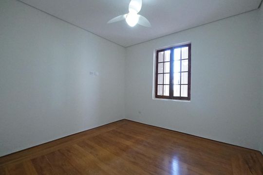 Quarto 2 de casa para alugar com 3 quartos, 280m² em Vila Mariana, São Paulo