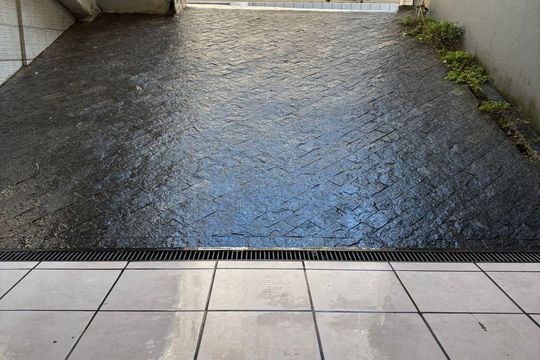 Garagem de casa à venda com 3 quartos, 240m² em Centro, Guarulhos