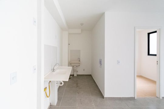 Cozinha de apartamento à venda com 2 quartos, 37m² em Jardim Oriental, São Paulo