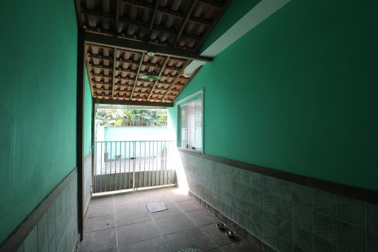Garagem de casa de condomínio à venda com 4 quartos, 140m² em Taquara, Rio de Janeiro