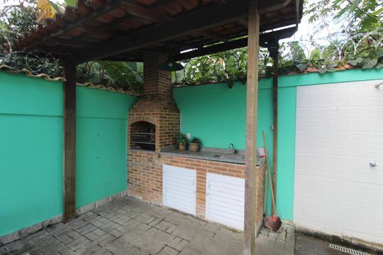 Churrasqueira de casa de condomínio à venda com 4 quartos, 140m² em Taquara, Rio de Janeiro