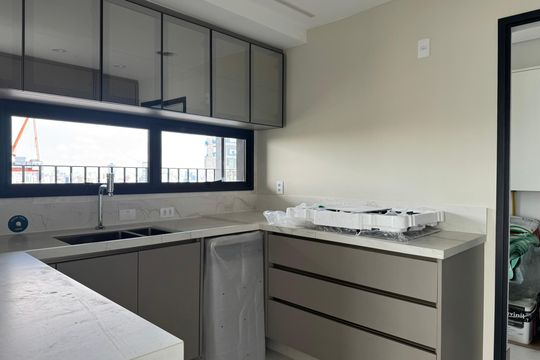 Apartamento à venda com 3 quartos, 134m² em Pinheiros, São Paulo