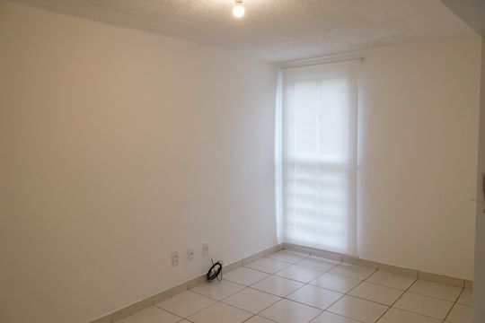 Apartamento à venda com 2 quartos, 52m² em Piratininga, Osasco