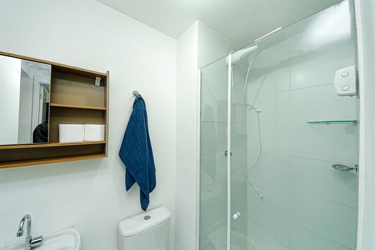 Banheiro de apartamento à venda com 2 quartos, 35m² em Vila Ivone, São Paulo