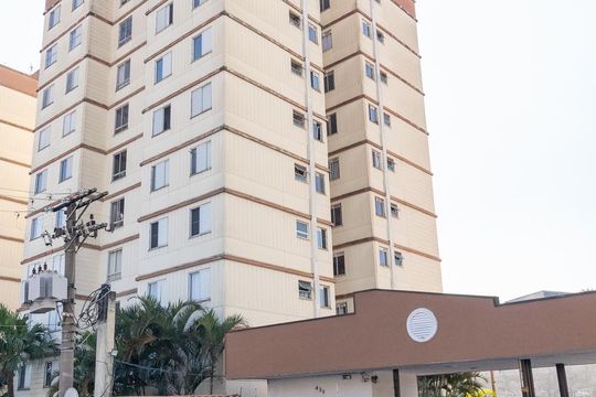 Fachada de apartamento para alugar com 2 quartos, 49m² em Jardim Danfer, São Paulo