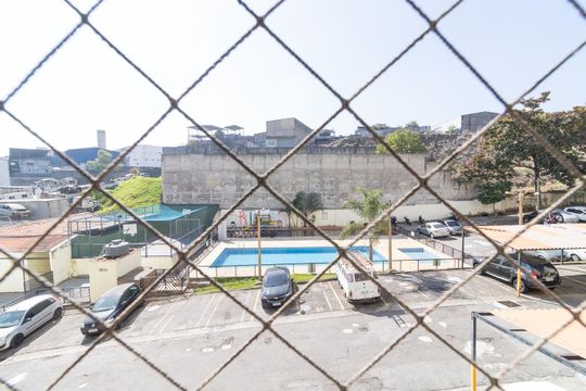 Vista do Quarto 02 de apartamento para alugar com 2 quartos, 49m² em Jardim Danfer, São Paulo