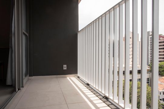 Varanda de kitnet/studio para alugar com 1 quarto, 30m² em Vila Clementino, São Paulo