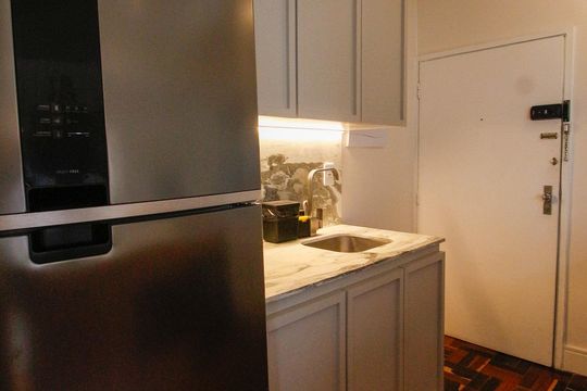 Cozinha de apartamento à venda com 2 quartos, 63m² em Jardim America, São Paulo