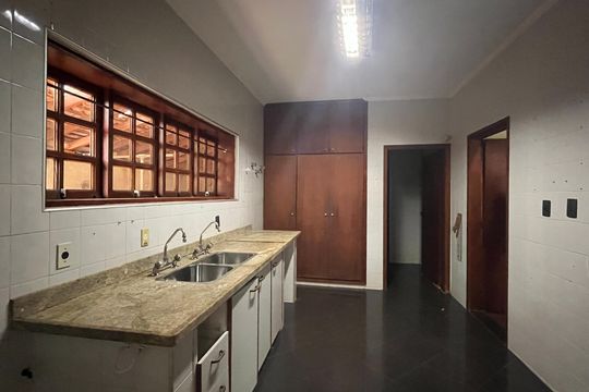 Cozinha de casa à venda com 4 quartos, 329m² em Jardim do Sol, Campinas