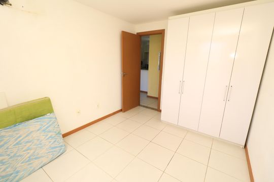 Quarto de apartamento para alugar com 1 quarto, 53m² em Stiep, Salvador