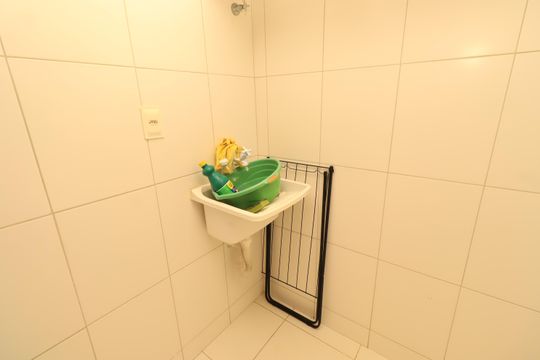 Apartamento para alugar com 1 quarto, 53m² em Stiep, Salvador