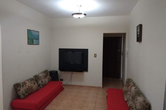 Sala de apartamento para alugar com 1 quarto, 45m² em Boa Vista, São Vicente