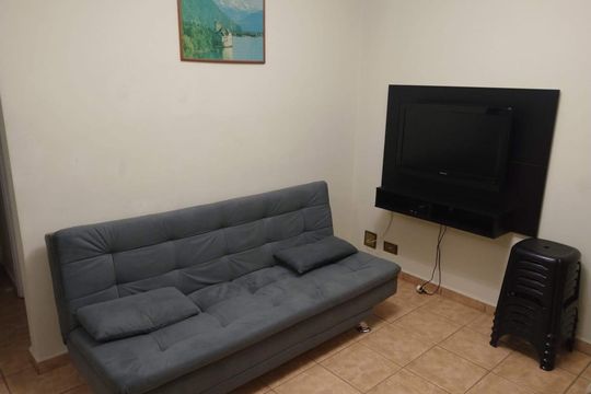 Sala de apartamento para alugar com 1 quarto, 45m² em Boa Vista, São Vicente