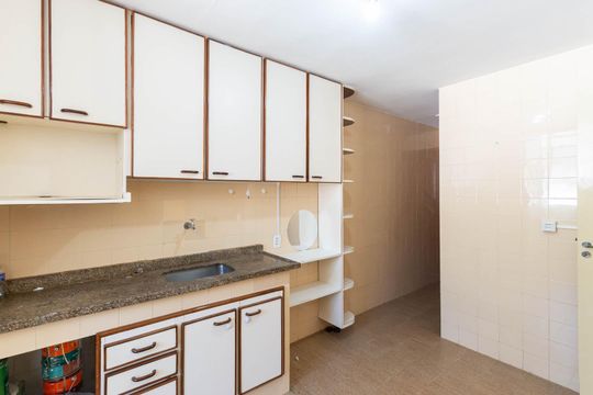 Cozinha de apartamento à venda com 4 quartos, 120m² em Tijuca, Rio de Janeiro