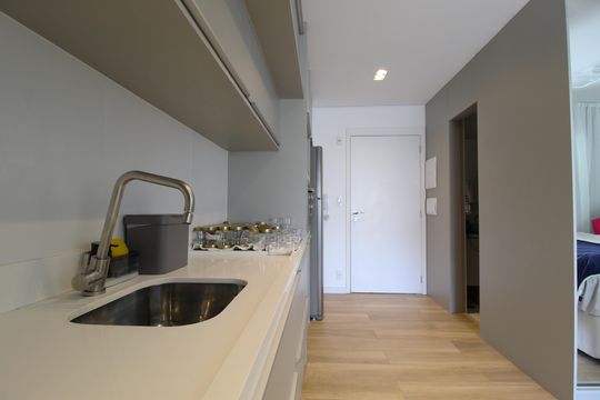 Cozinha de kitnet/studio à venda com 1 quarto, 35m² em Indianópolis, São Paulo
