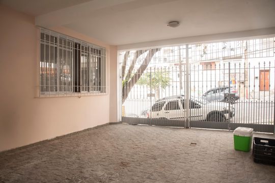 Garagem de casa para alugar com 2 quartos, 140m² em Vila da Saúde, São Paulo