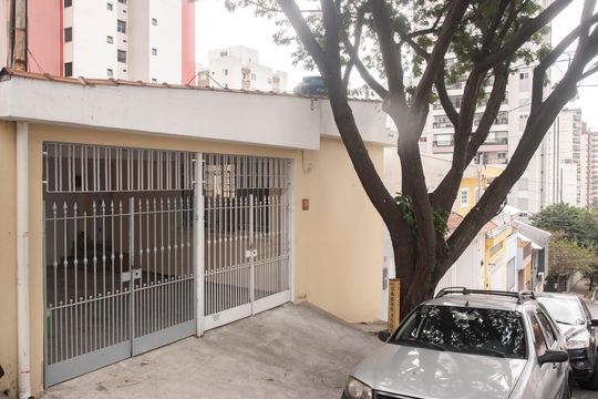 Fachada de casa para alugar com 2 quartos, 140m² em Vila da Saúde, São Paulo