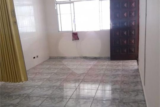 Casa de Condomínio à venda com 1 quarto, 217m² em Utinga, Santo André